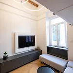 M&m Apartment